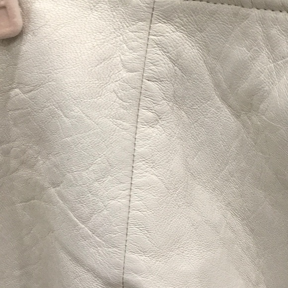 Cache Winter White Leather Pants! - Picture 4 of 6